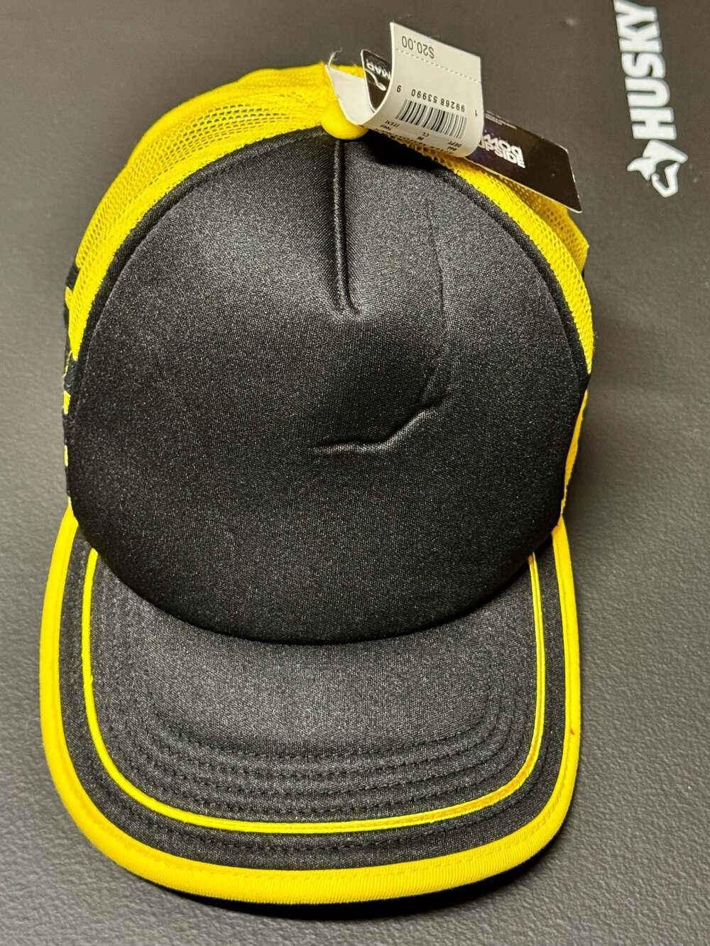H13 Stranger Things Netflix Black & Yellow Trucker Hat, NWT